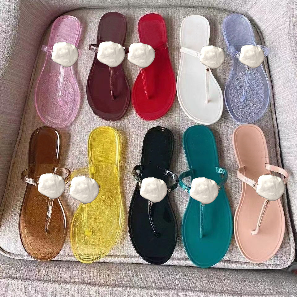 

Classic slippers Summer Rubber bottom woman Crystal shoes beach Slides letter Flat heel designer sandals Metal button Lazy lady Loafers Flip flops Large size 35-42, Transparent color