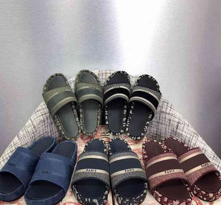 

Sandals Luxury Brand Sandal Designer Dway Slides Embroidered Cotton Women Platform Fashion Dress Shoes Summer Beach Slipper With Box Size 35-40 D9L0, Color 1
