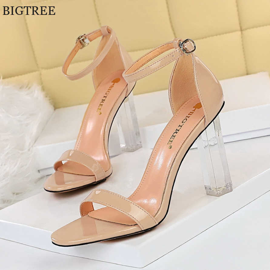 

New Fashion Summer Sexy Transparent Square Heels Women Shoes Nude White Dress Open Toe Patent Leather Ankle Strap Female Sandals Y0721, Black