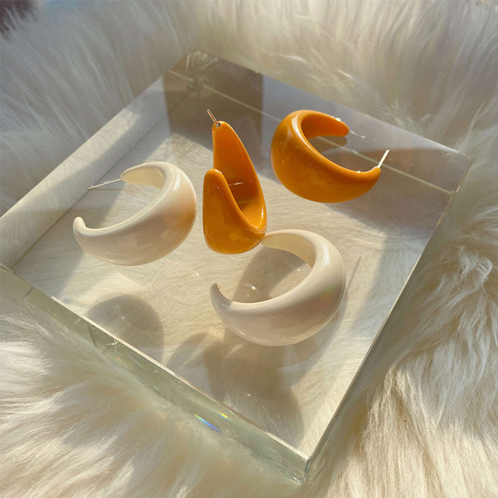 

earrings fashion and atmosphere earrings for women, Golden