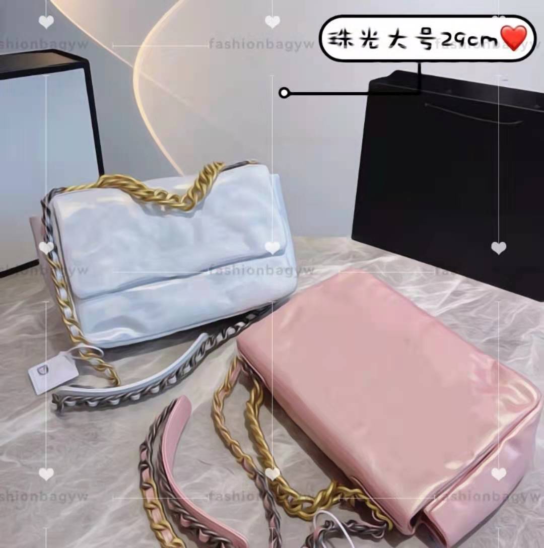 

29cm Designer Shoulder Bags pink white pearl design soft leather chain handbag red inside fashion classic Artwork Letter Valentines Day A gift for his wife, Welcome to contact us