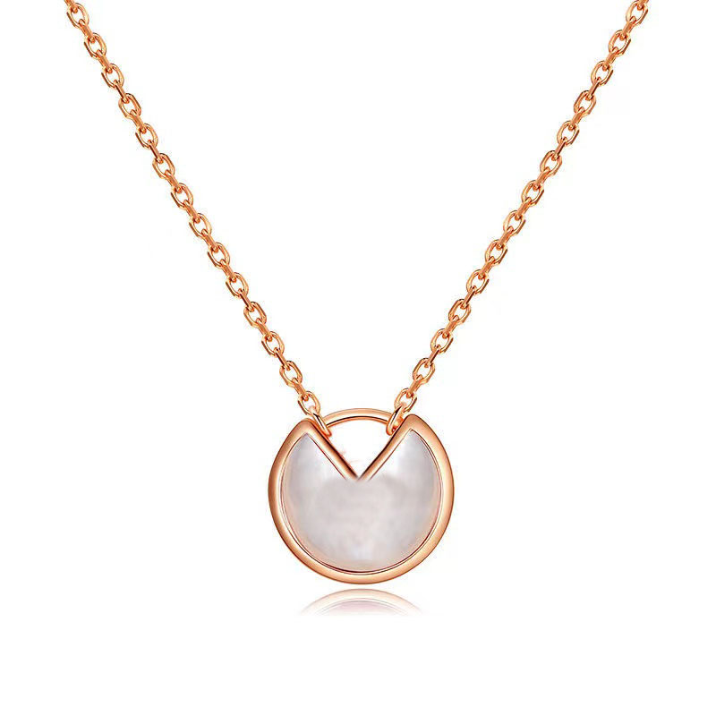 

Fashion Charm Jewelry Necklace 925 Sterling Silver Lady Amulet Pendant Necklaces with Exquisite Gift Box Packaging