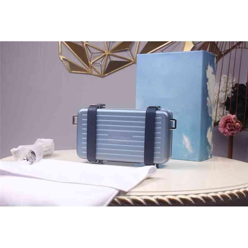 

2020 new bags 2DRCA295YWT_H31E womens handbag BLACK AND PERSONAL CLUTCH IN ALUMINUM AND GRAINED CALFSKIN with box, Blue