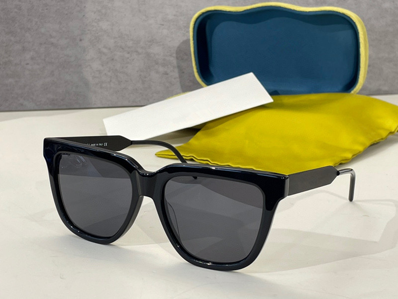

Sunglasses For Men and Women Summer style 0976 Anti-Ultraviolet Retro Plate Oval Full Frame fashion Eyeglasses Random