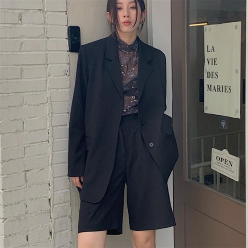 

Elegant Office Work Wear Pant Suits OL 2 Piece Sets Solid Casual Loose Blazer Jacket + High Waist Short Pants Suit 210519, Photo color