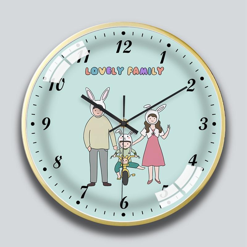 

Nordic Creative Family Of Three Portrait Wall Clock Cartoon Restaurant Art Quartz Bell Bedroom Small Fresh CL32210 Clocks