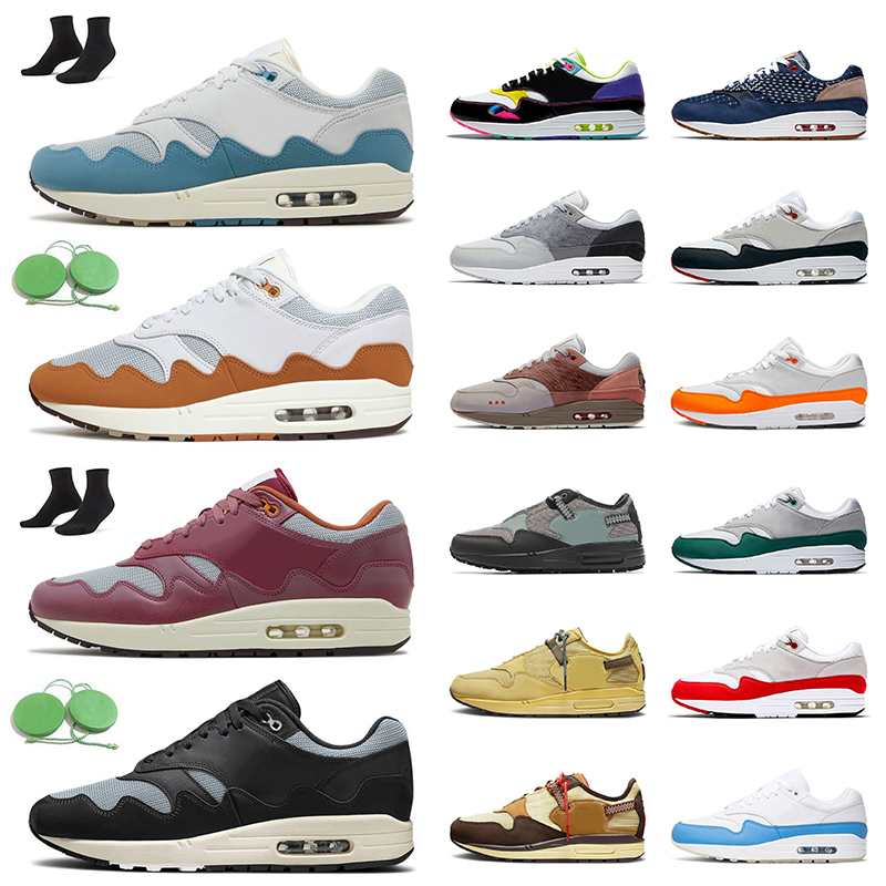 

Fashion 1 Women Men Running Shoes Patta Waves Noise Aqua Monarch Black Rush Maroon Cactus Jack Cave Stone Saturn Gold Baroque Brown Mens Trainers 87 Sports Sneakers, B45 white red 36-45