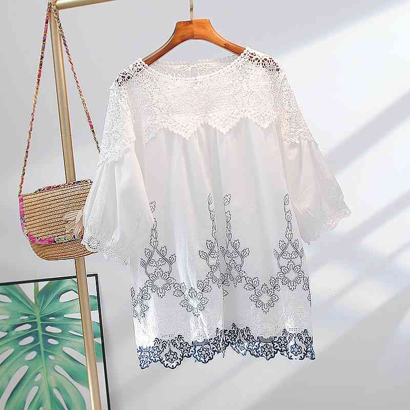 

VANOVICH Cotton Blouses and Tops Women's Summer Hollow Stitching Embroidered Round Collar Women Clothing Fashion Casual 210615, White