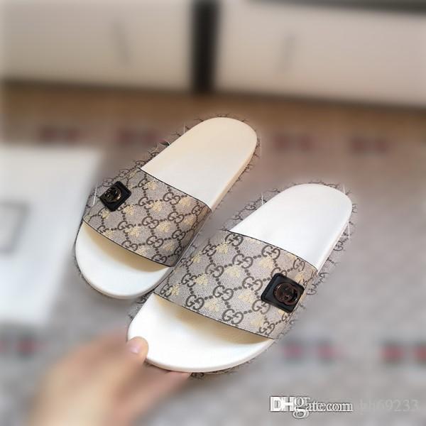 

Women Flat Slippers Luxurys Designers Sandals Leather Brand Girl Slides Sandalias Casual Flip Flops Size 35-43 with Box, Black