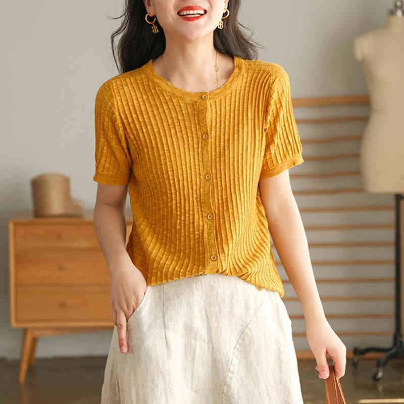 

Johnature Women Clothes Knitted Vintage Summer T-Shirts Short Sleeve Soft Casual Female T-shirts O-neck Button Tops 210521, Yellow