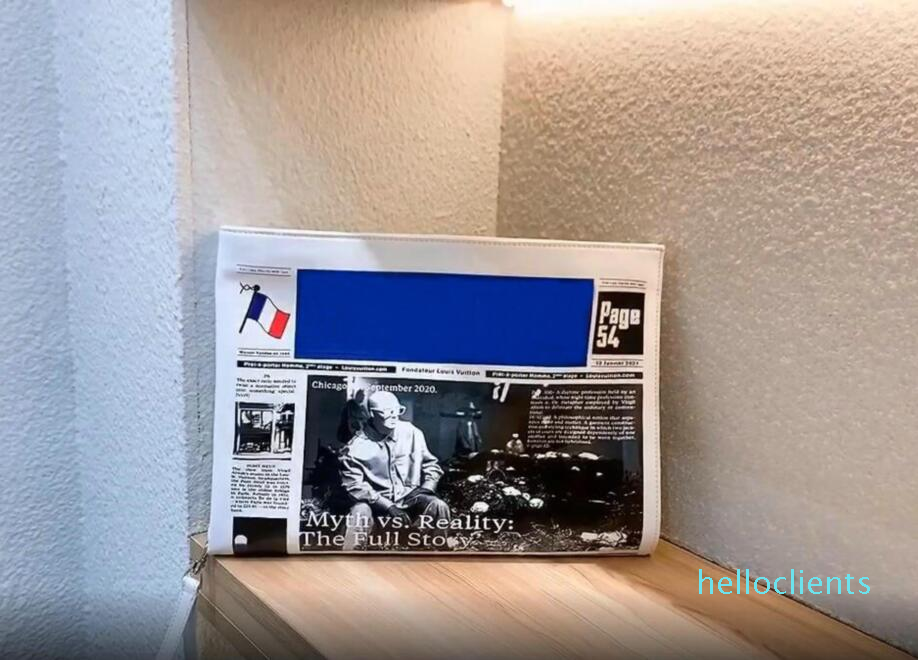 

2022 Handbag Women Designers newspaper Bags Casual travel large capacity clutch envelope PU material fashion wallet 34X25X5CM, White