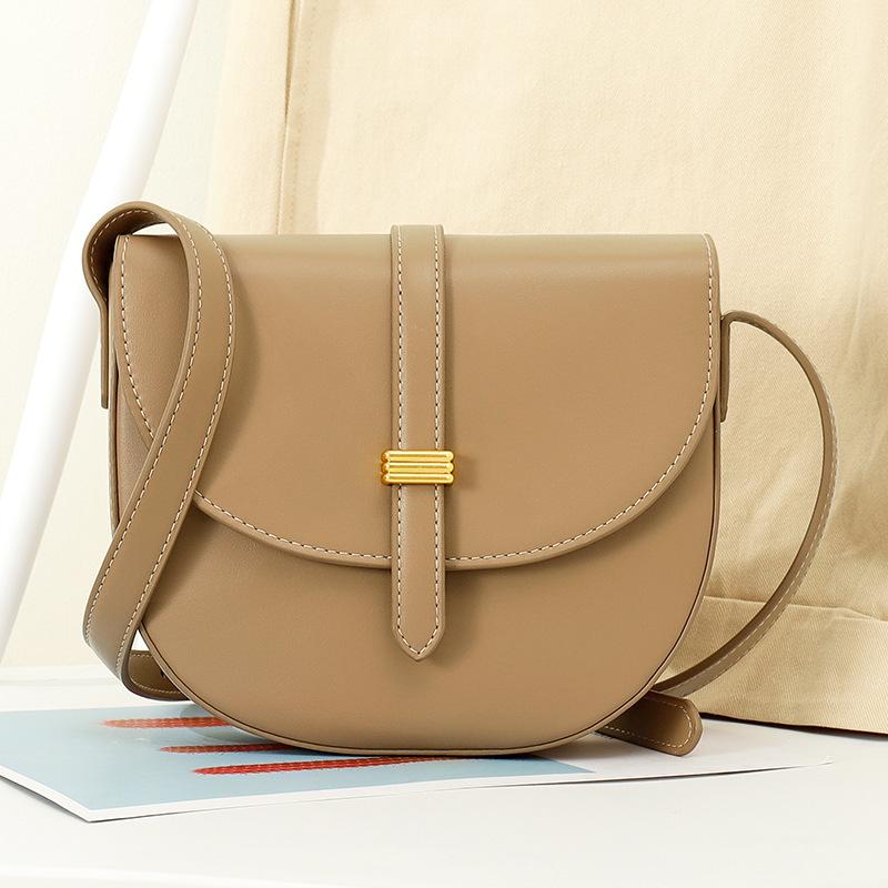 

Evening Bags Fashion Soft Leather Semicircle Saddle Underarm Bag Women Shoulder Simple Retro Messenger Lady Purses And Handbags, Black