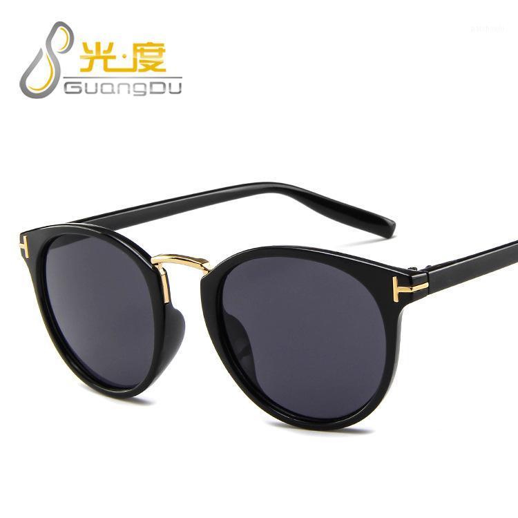 Lunettes de soleil TF TF Femmes Hommes 2021 Tendances Léopard violet Tendance Ovale Beach Lunettes Feminino UV400 Lunettes