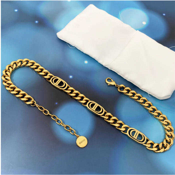 

2020 new letter necklace women online celebrity heavy industry Bracelet designer high edition Necklace Bracelet Earrings