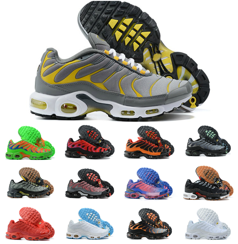 

2021 Designers Tn Plus Mens Running Sports Shoes Top Quality fashion Original Chaussures Tns Requin trainer Triple BlAck White air Sneakers B33, T-n010