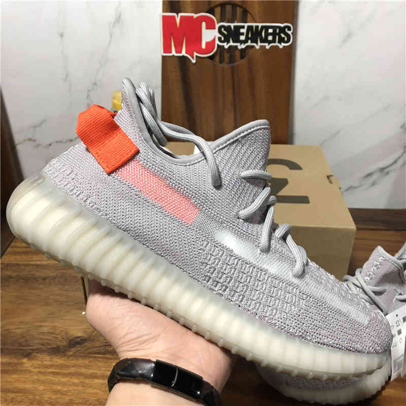 

TOP Quality Kanye West Natural Fade Cinder 3M Static Reflective Running Shoes Tail Light Israfil Oreo Eliada Men Women Outdoor Sport Shoes