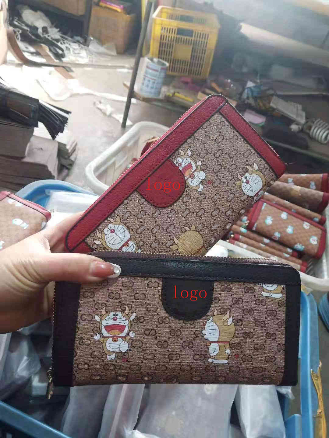 

Luxury design handbag Little cartoon wallet 2021 new women's fashion long zipper handbag t, Red