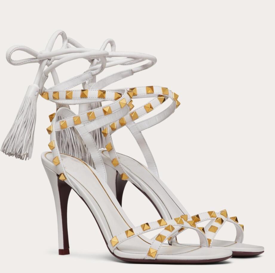 

Summer Women's Designer Sandals Rock Studs High Heels White Black Calfskin With Tassels Sexy Sandalias Mujer Lady Comfort Walking Shoes