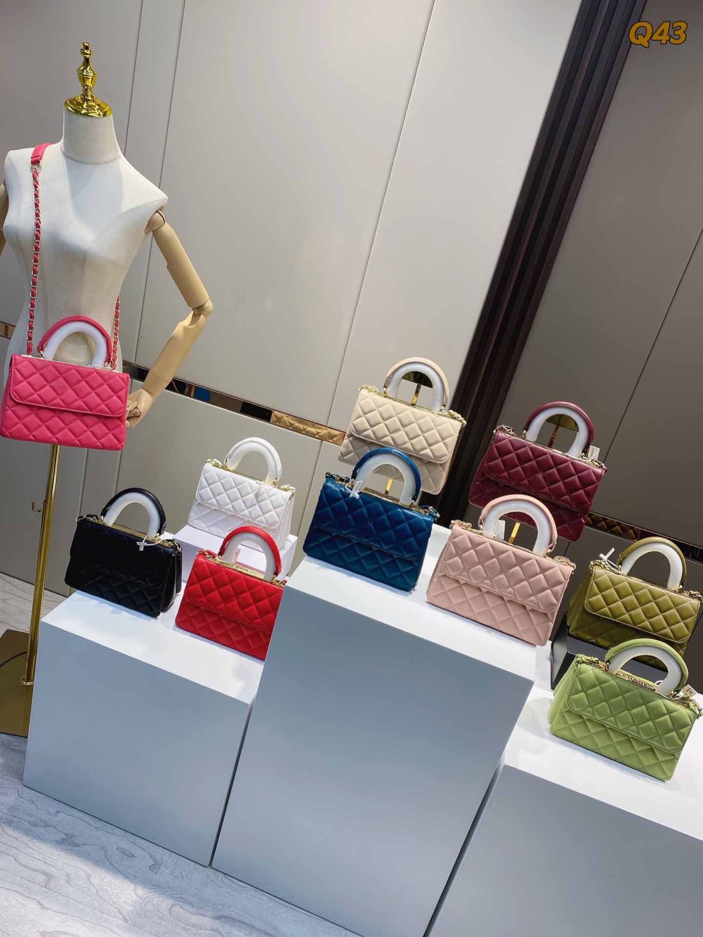

diagonal chain tote belt handbag pure color designer simple and fashionable size25-17, Don't shoot this
