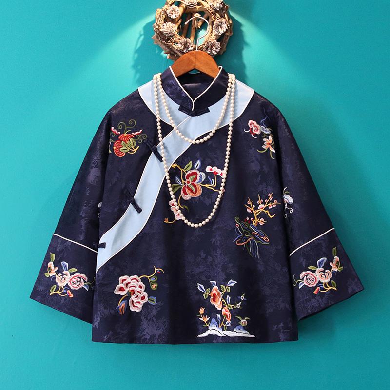 

Ethnic Clothing Retro Handmade Embroidery Style Chinese Year Garments