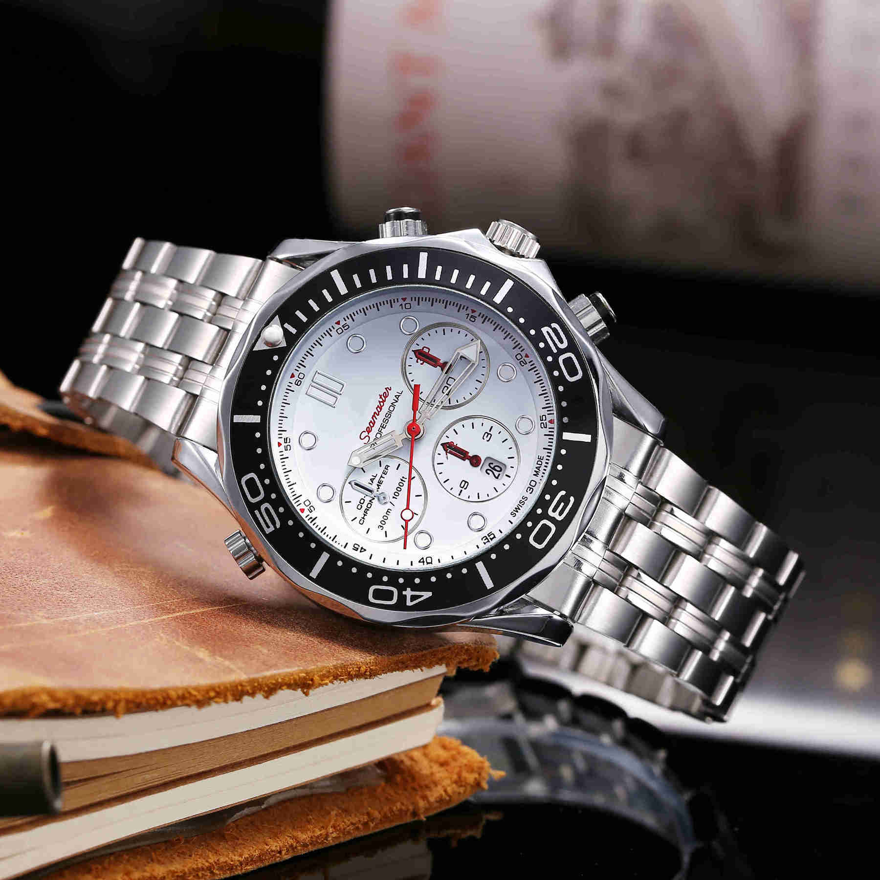 

2021 Top brand High Quality Deluxe Luminous Time Three Pin Men's Watch Quartz Calendar Reveals Charm Luxury Gentleman
