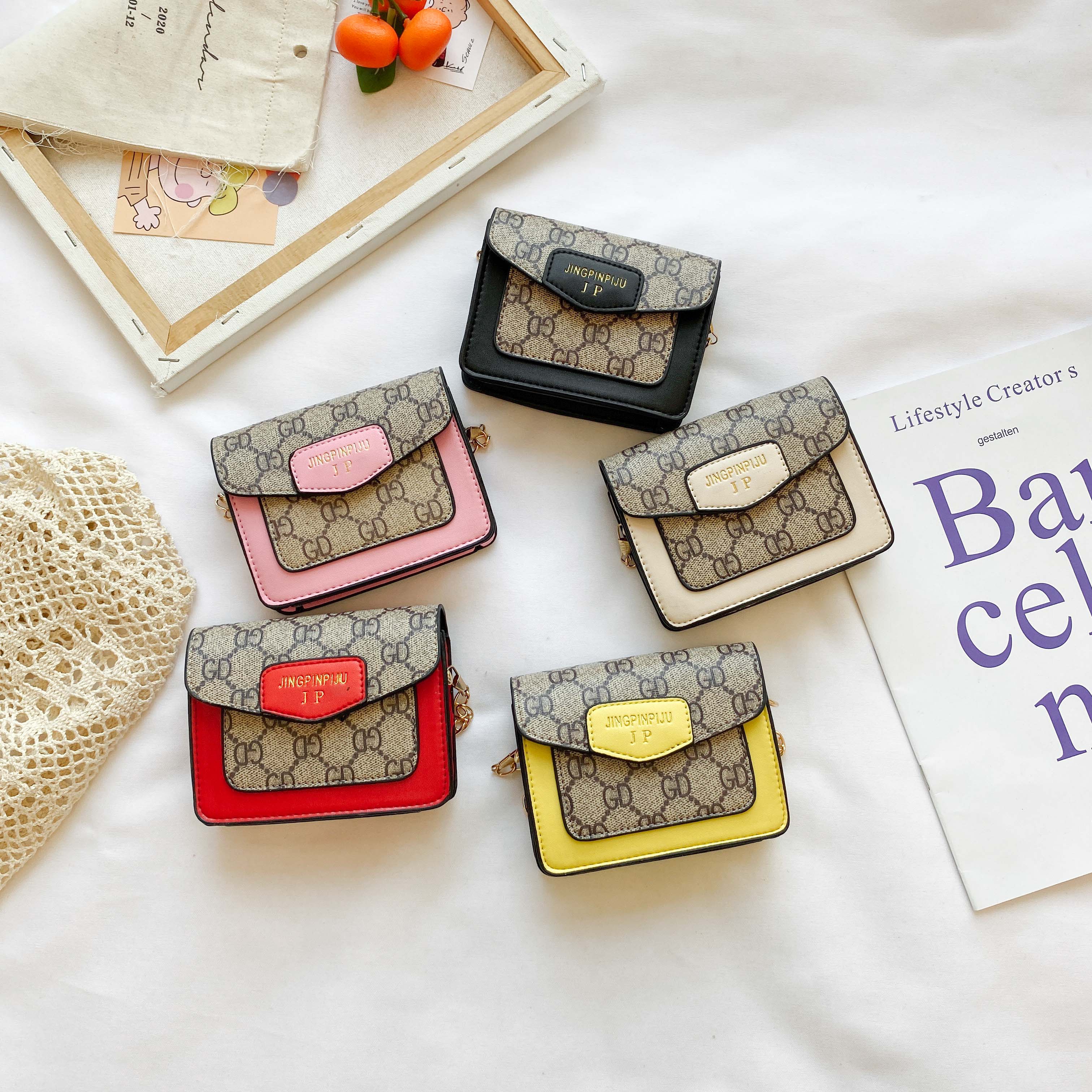 

5 Style Kids Handbags Letter Print Designer Mini Princess Purse Shoulder Bags Children Girls PU Messenger Bag Gold Chain Bags Christmas Gift56, White