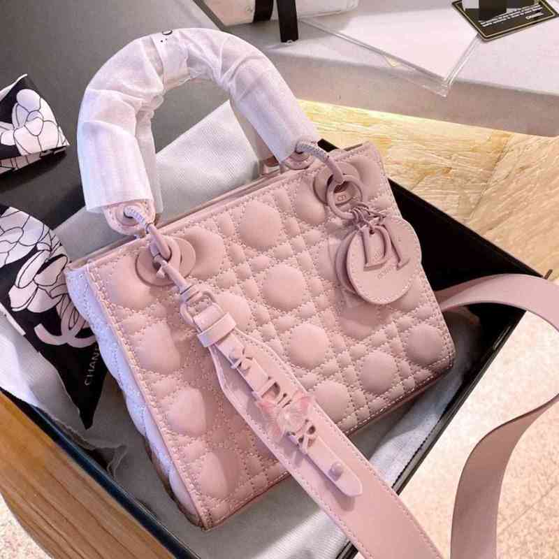 

Four grid cowhide leather high version frosted matte diamond chain diagonal cross small bag Princess women's, Pink 21 "