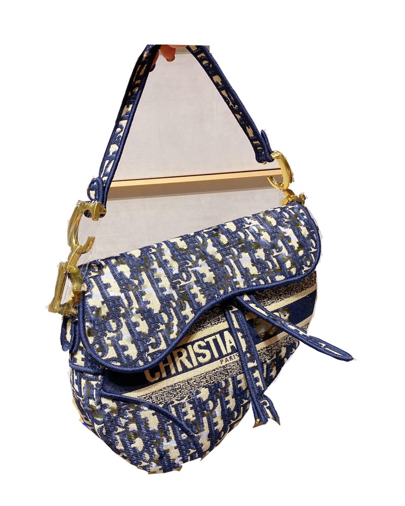 

2021 Bag Style 23*18cmquality High Embroidered Retro One Shoulder Ladies Messenger New Handbag Simple Bvgvi