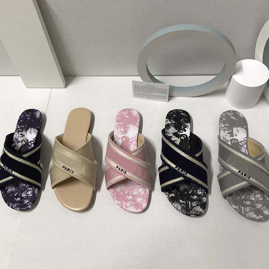 

woman winter slipper Cross Slippers Dupe Woody Retro Letter Sandals Black White Red Loafers Leather Flops Flat Summer Outdoor Beach With Box, #9