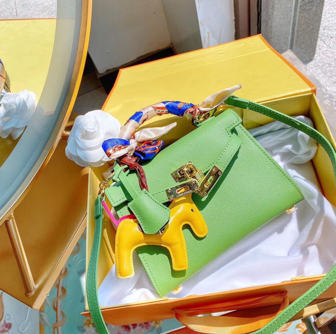 

2021 luxury brand women shoulder bags handbag ladies evening bag fashion tote backpack handbags -l4212, Red;black