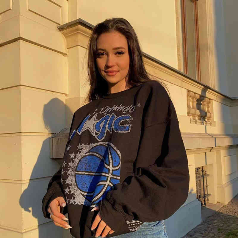 

Women's Hoodies & Sweatshirts Black sweater female hoodless Plush autumn winter ins lazy style American letter printed round neck thickened coat student 017I