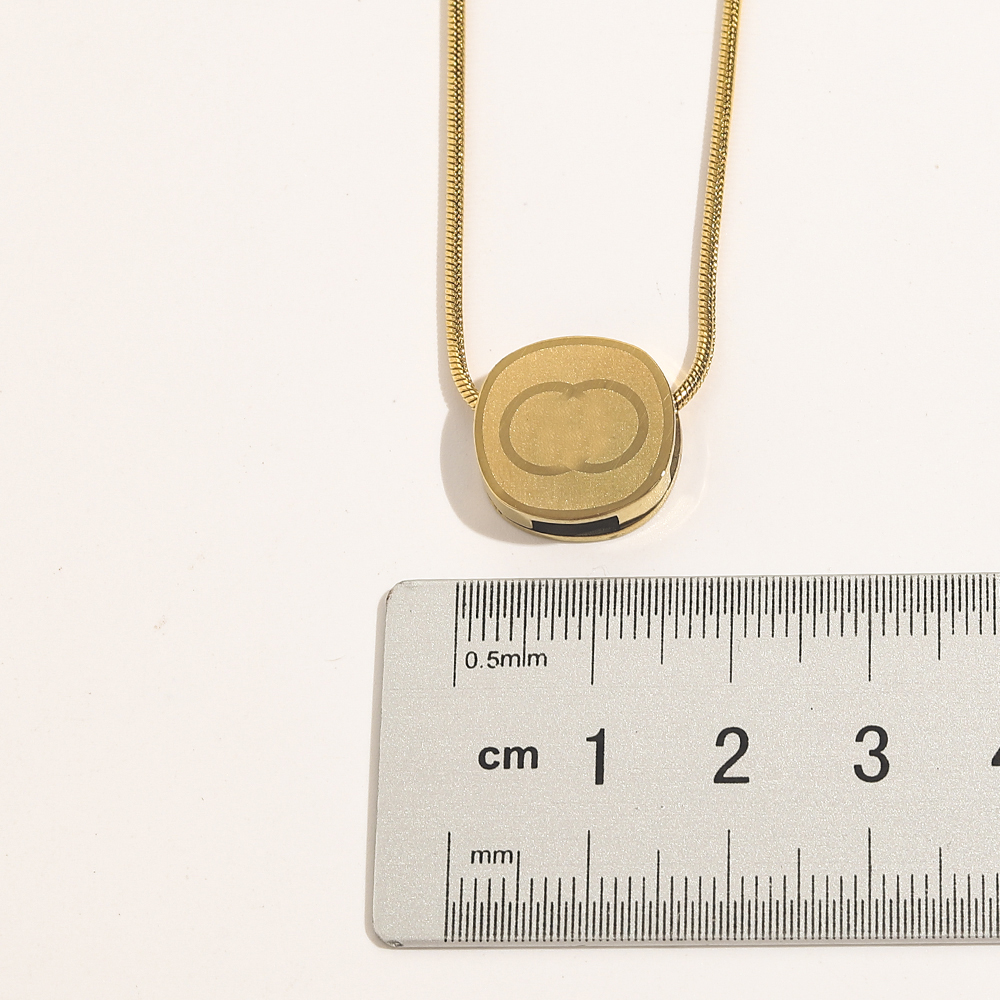 

Never Fading 14K Gold Plated Luxury Brand Designer Pendants Necklaces Stainless Steel Letter Choker Pendant Necklace Beads Chain Jewelry Accessories 6Style