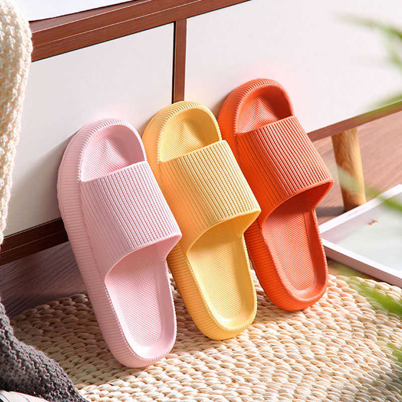 

Bathroom Non-slip Slippers Fashion Thick Sole Soft EVA Indoor Slide Sandals Casual Beach Unisex Platform Men Women Home Shoes H0827, Yellow