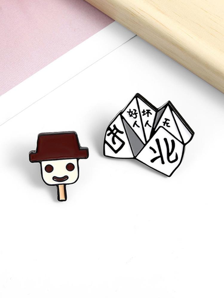 

Pins, Brooches Old Man Cartoon Cream Brooch Enamel Pins Ding Nostalgic Vintage Anti-glare Origami Game, Gray