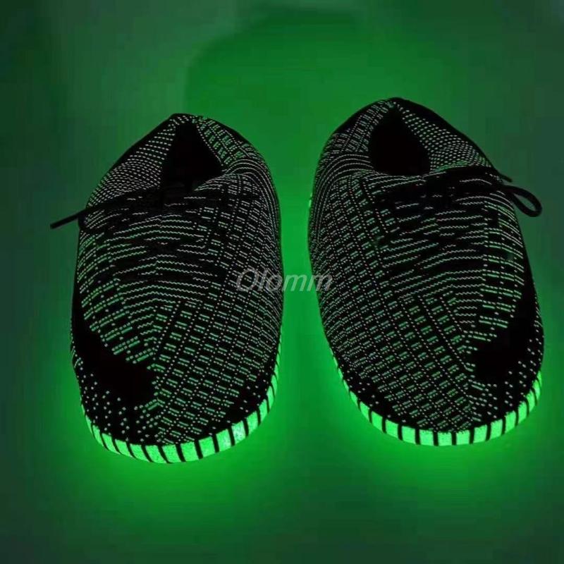 

Unisex Big Size 35-45 Winter Slippers Women Snug Sneakers Ladies Warm Home Slippers Men/Women House Floor Shoes Woman, Black