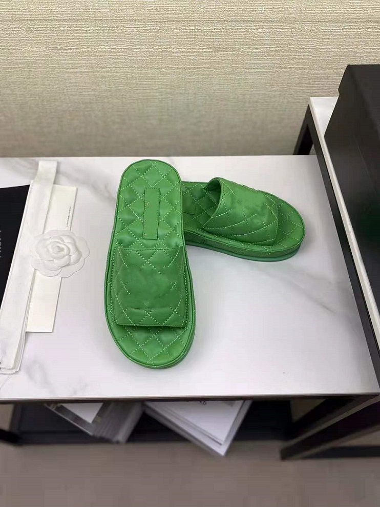 

Tide slippers women's 2021 summer fashion Joker lazy round head wearing flat ins online celebrity, Black