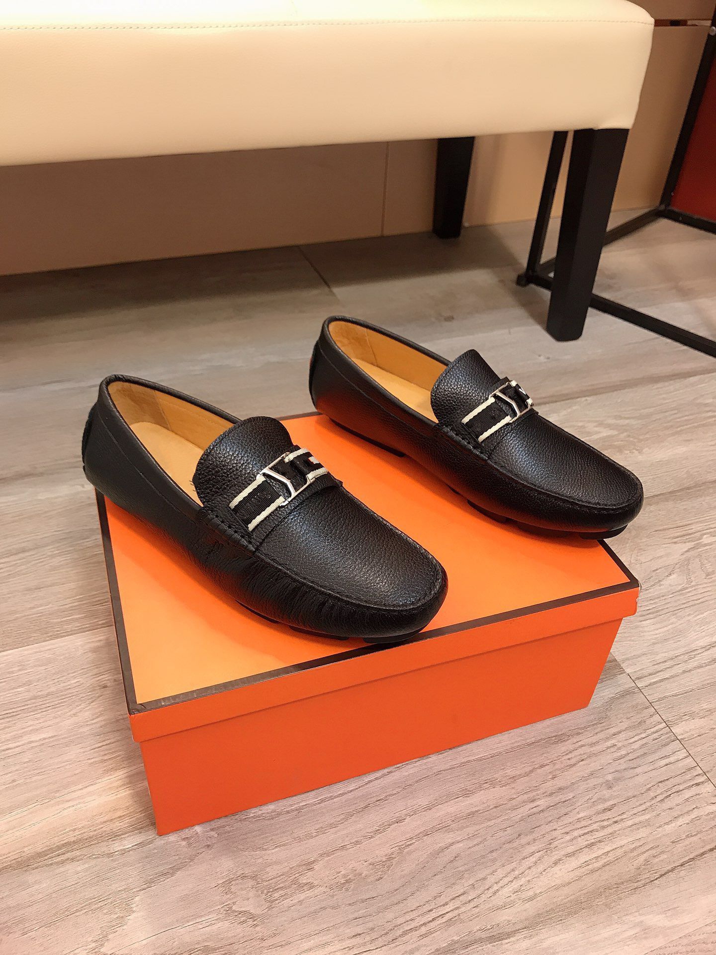 

Peas Shoe Comfortable Leather Casual Footwear Chaussures Flats for Men Slip on Lazy Shoes Zapatos Hombre mjkm006