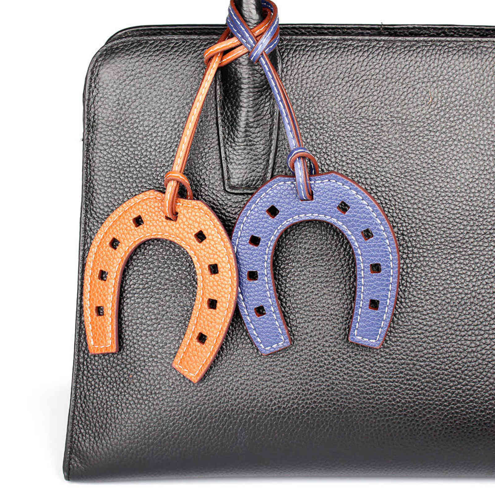 

Fashion Designer PU Faux Leather Shoe Boot Horseshoe Keychain Pendant For Women Ladies Bag Charm Accessories Ornament Gifts H1126