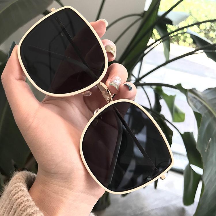 

Fashion Sunglasses Female Korean Version Of Harajuku Retro Star With The Same Paragraph Square Glasses