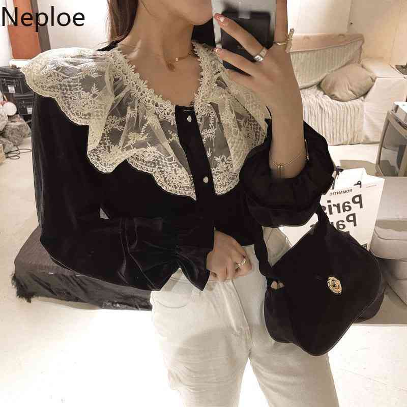 Neploe Blouses Women Heavy Lace Patchwork Shirts V-neck Puff Sleeve Velvet Black Blouse Tops Temperament Blusas Mujer 94716 210422