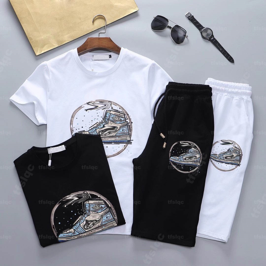 

2021 Mens Designers Tracksuits t shirt Seaside Sets luxury Casual Sports European and American style Outfits letter Sportswears, Gray