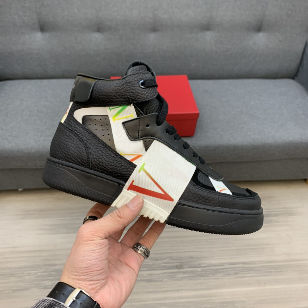 

Top quality mens casual shoes Genuine leather Lace-up High-help men Stripe Studs Flat Open Designer Sneakers Tpu shoe sole Comfortable business men's sneaker 38-44, Other fees