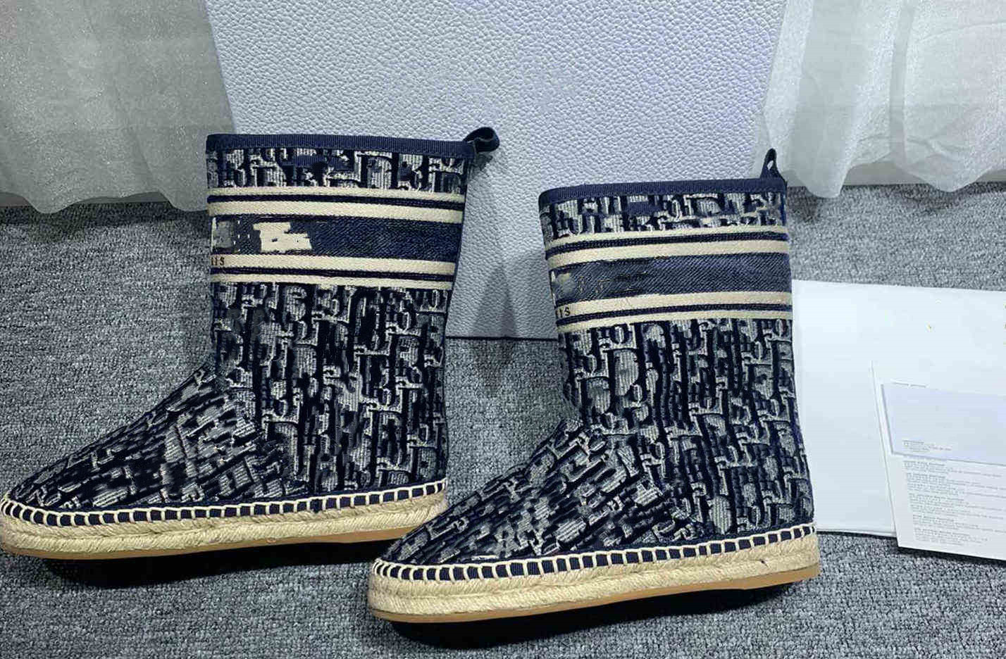 

New Ladies autumn winter snow boots, hemp rope soles preschooled embroidered lamb feather ankle flat cotton leather size35-42, Black