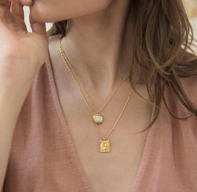 2021 Mini Retro simple fresh water button pearl mother shell Necklace elegant fold Chain Jewelry Gift-image-702933393