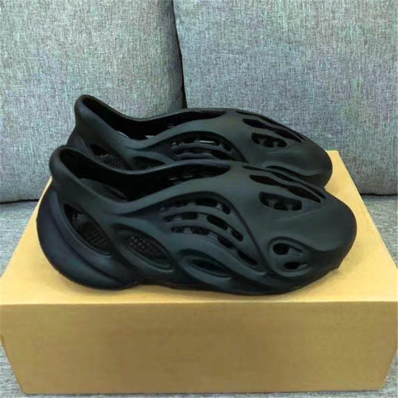 

Summer Ladies Flat Sandals Hollow Round Toe Red White Black Fashion Casual Dress Shoes