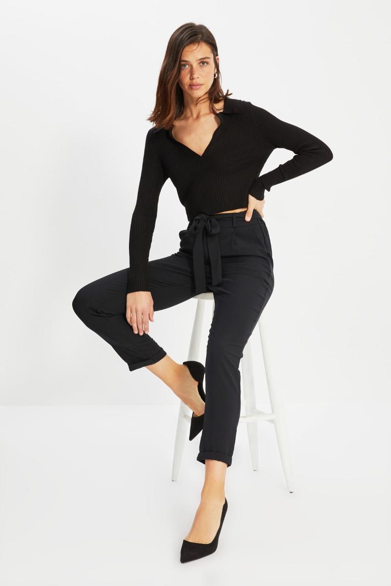 

Women's Pants & Capris Trendyol Lacing Detailed TWOAW22PL0280, Black;white