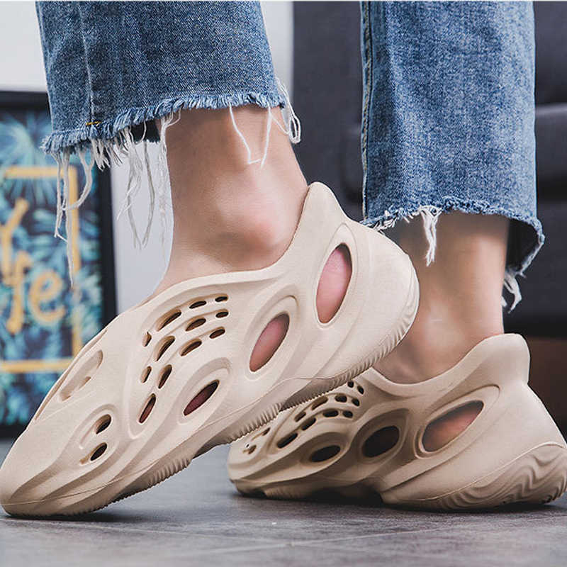 

Men's Sandals Lightweight Hollow Beach Slippers Outdoor Water Shoes Non-slip Unisex Garden Clog Shoes Casual Crocse Flat Shoes Y0714, Black 2