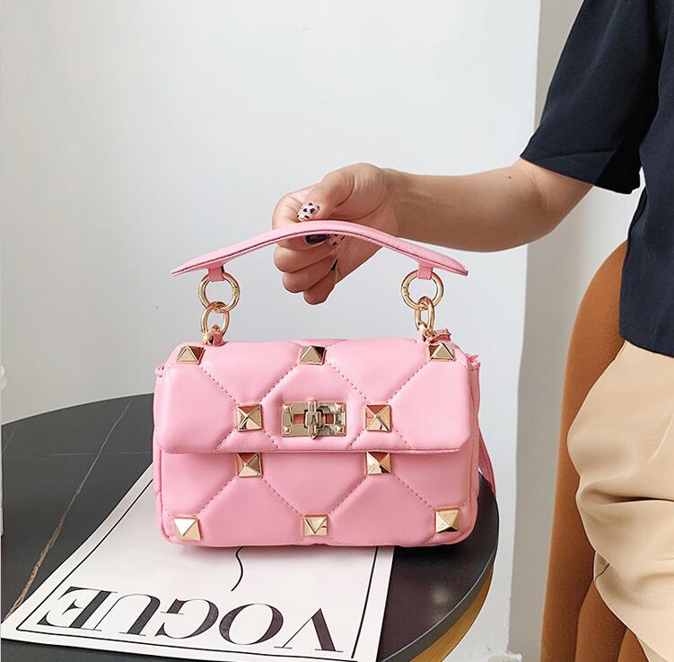 

Factory wholesale leather messenger bags sweet fashion rivet handbag street trend plaid shoulder bag flip solid color rivets personalized handbags