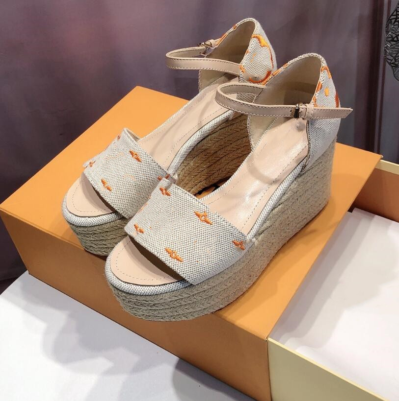 

Summer Style Red Soles Shoes High Heels For Women Red Bottom Chocazeppa Wedge Flat Shoes Flatform Sandals With Silver-tone Studs Gladiator, Black