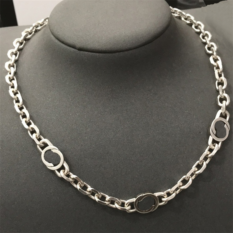 

Hip Hop Punk Letter Chains Necklaces With Box Simple Elegant Stylish Jewelry Unisex Festival Party Gift For Friend Necklace